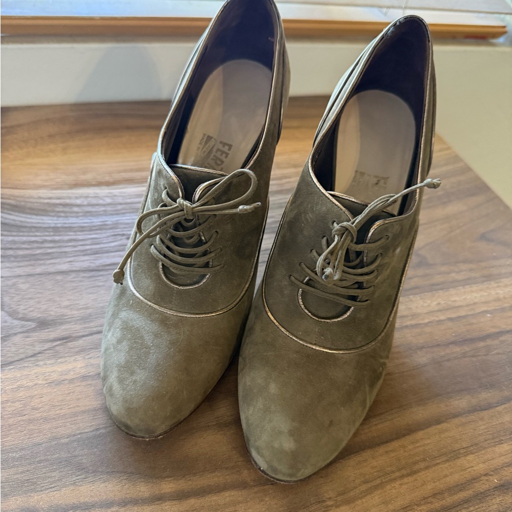 Salvatore Ferragamo Olive Lace-Up Boots